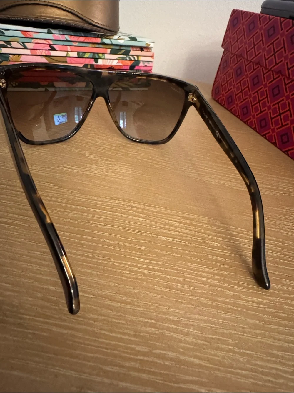 Gucci Men’s Tortoiseshell Frame Sunglasses with Brown Gradient Lenses